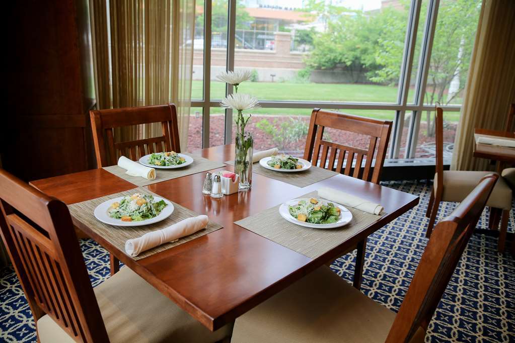 Hotel Fluno Center Madison Restaurante foto
